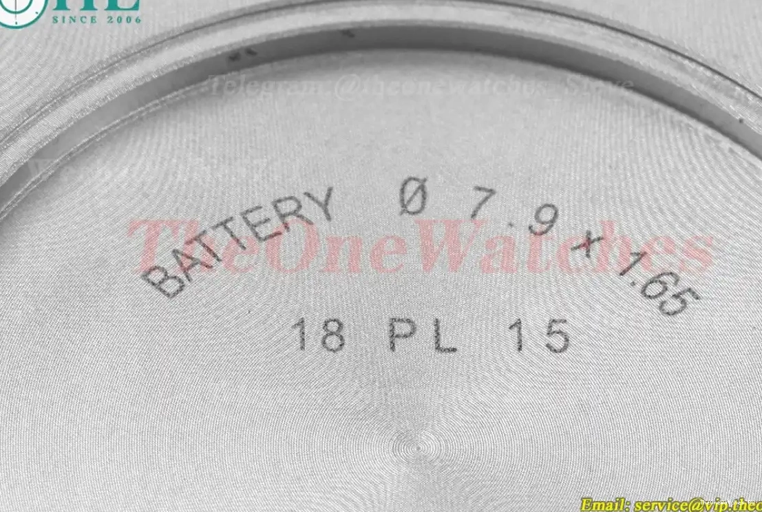 Dial White Tank 27.4mm AF LE Solo YG Dia Quartz 0401
